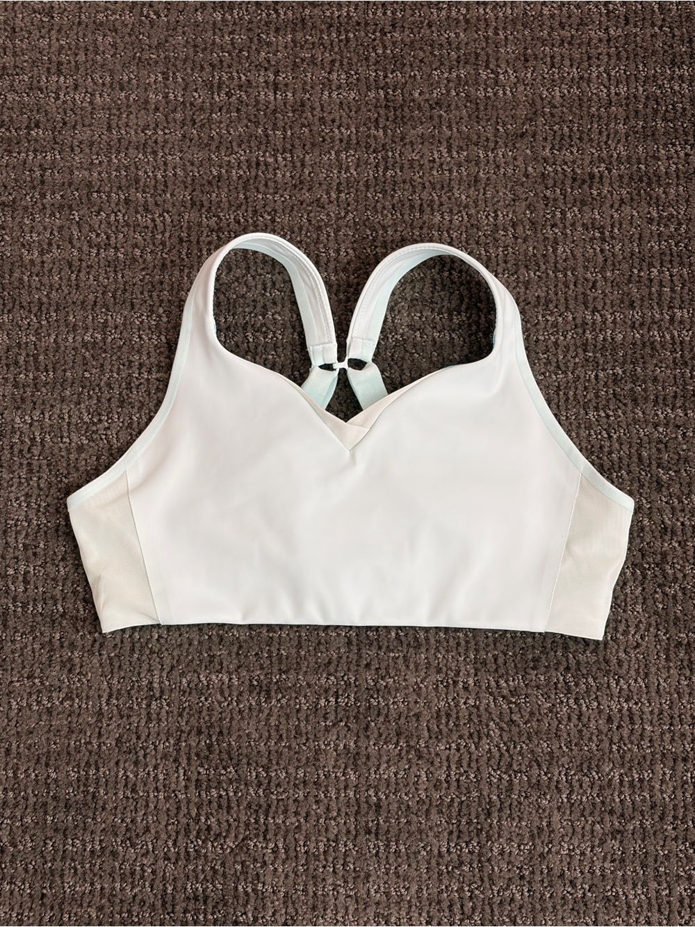 Brooks Drive Convertible Sports Bra Mint White NWOT 34C
